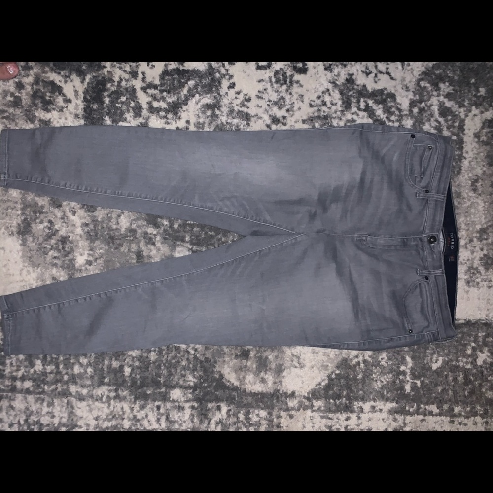 Torrid Bombshell Jeans NWOT SIZE 16